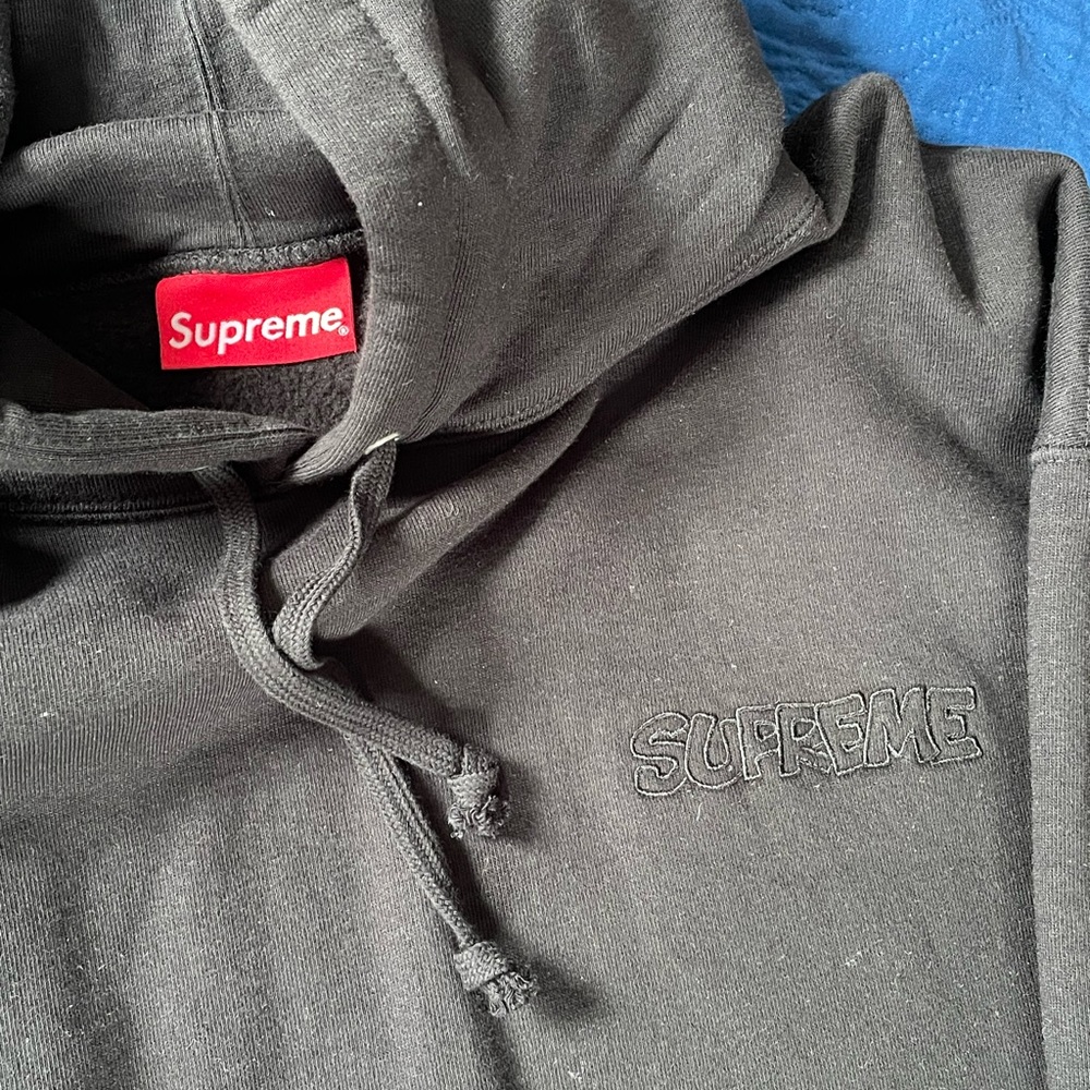Supreme Smurf Hoodie Brand New Deadstock Size Large - Picture 2 of 10